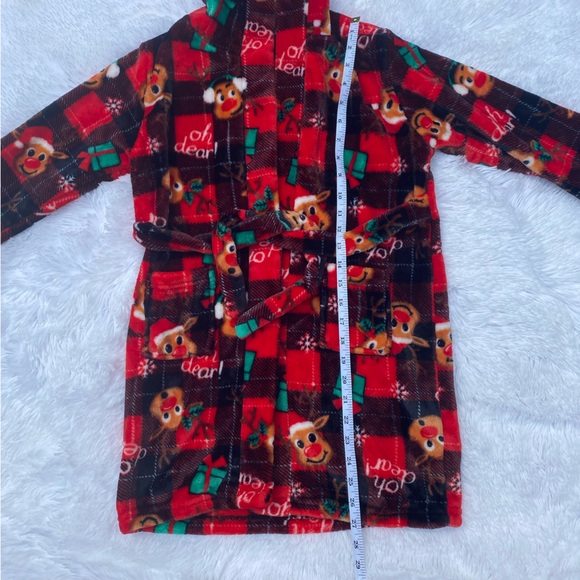 Rudolph Christmas Bathrobe - Picture 8 of 12